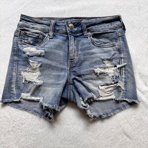 American Eagle Outfitters Midi Distressed Denim Women Shorts - Size 4